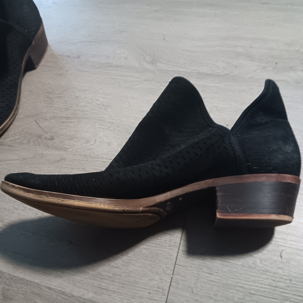Lucky Brand Black Ankle Booties - Picture 3 of 6